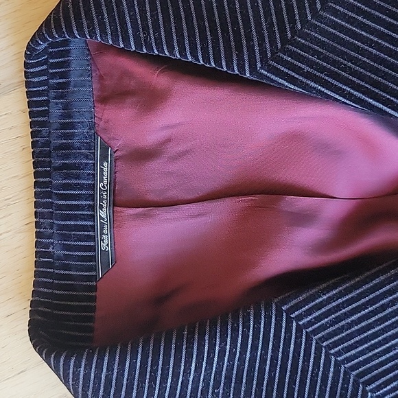Velvet pinstripe dinner jacket - Picture 8 of 8